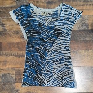 No Boundaries Blue and Black Zebra Print Short Sleeve Tee